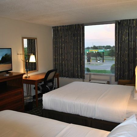 C3 Hotel And Convention Center Hastings Kültér fotó