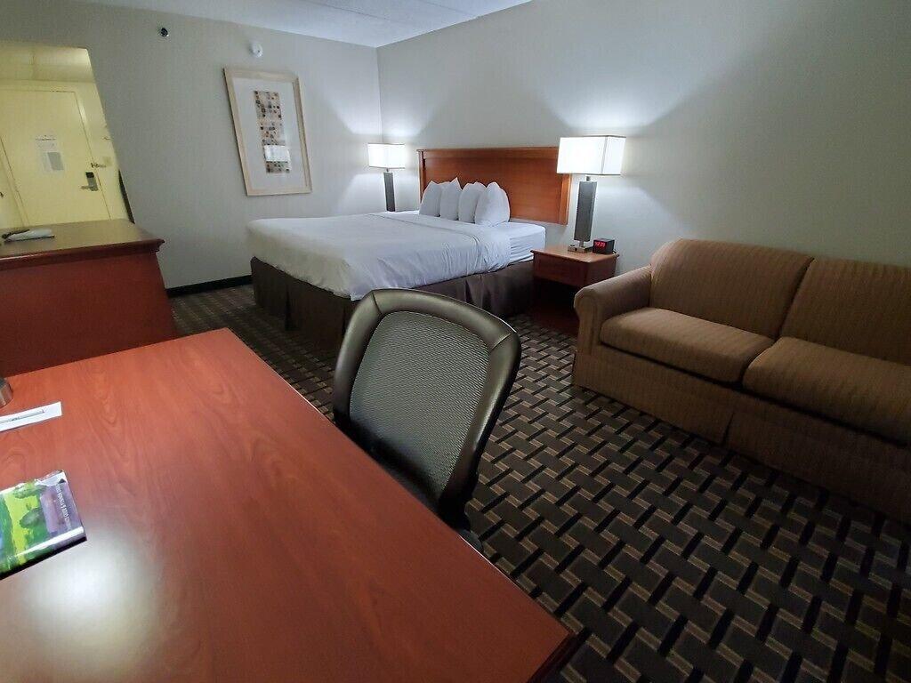 C3 Hotel And Convention Center Hastings Kültér fotó