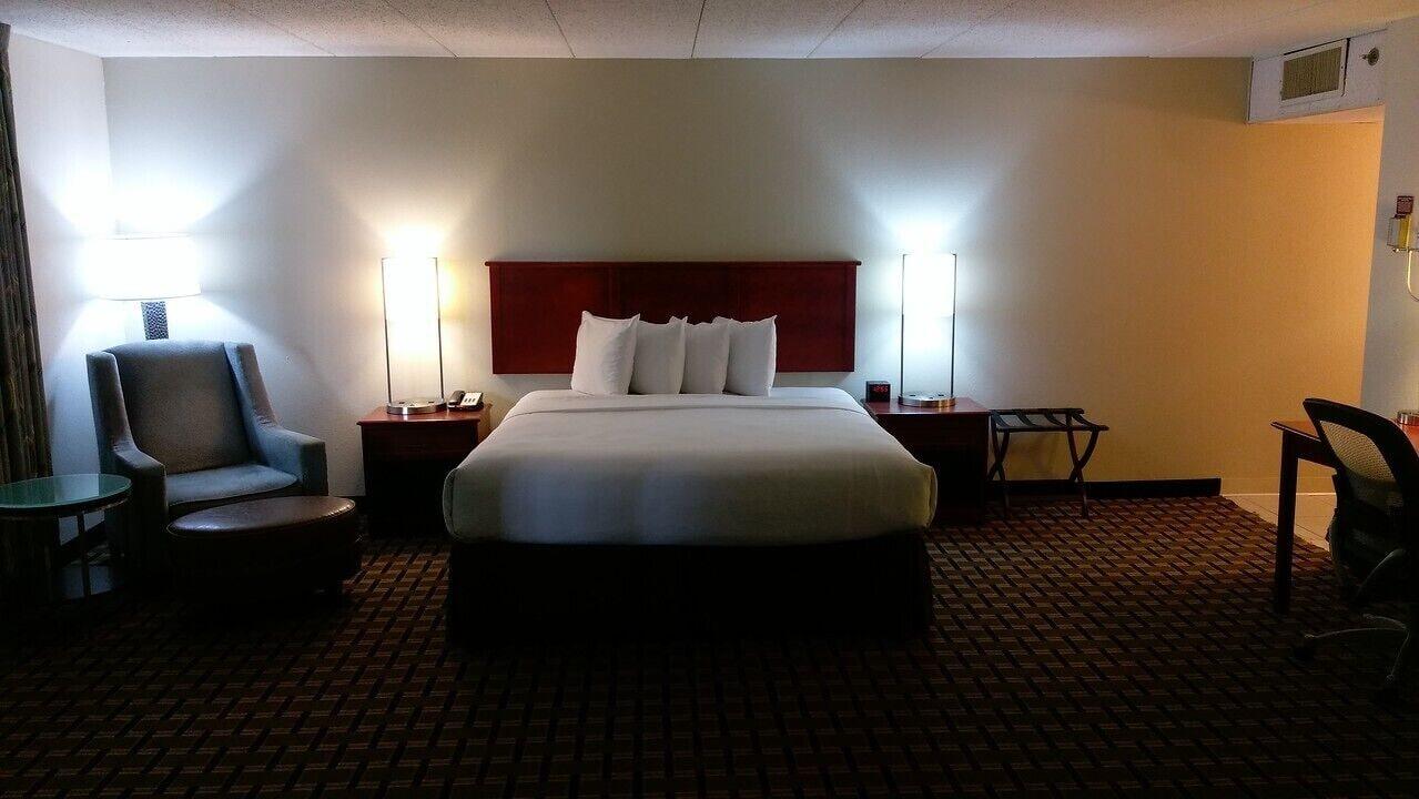 C3 Hotel And Convention Center Hastings Kültér fotó