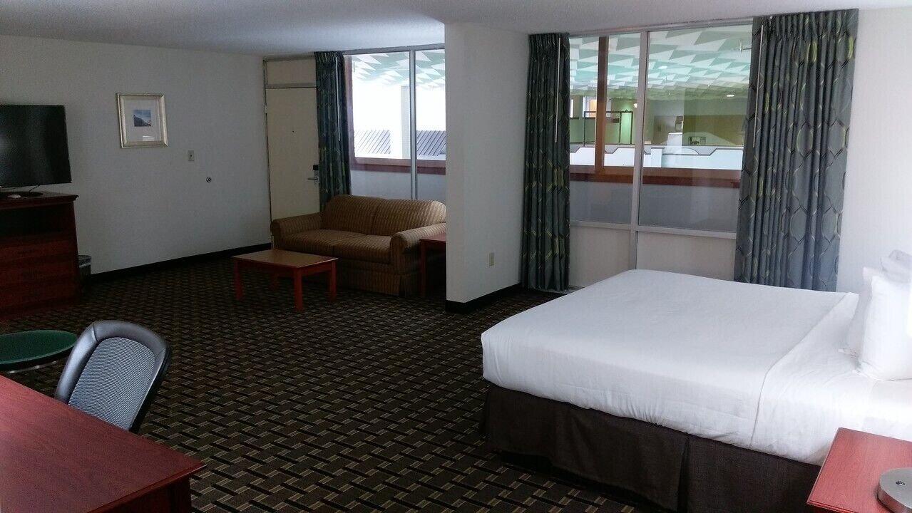 C3 Hotel And Convention Center Hastings Kültér fotó